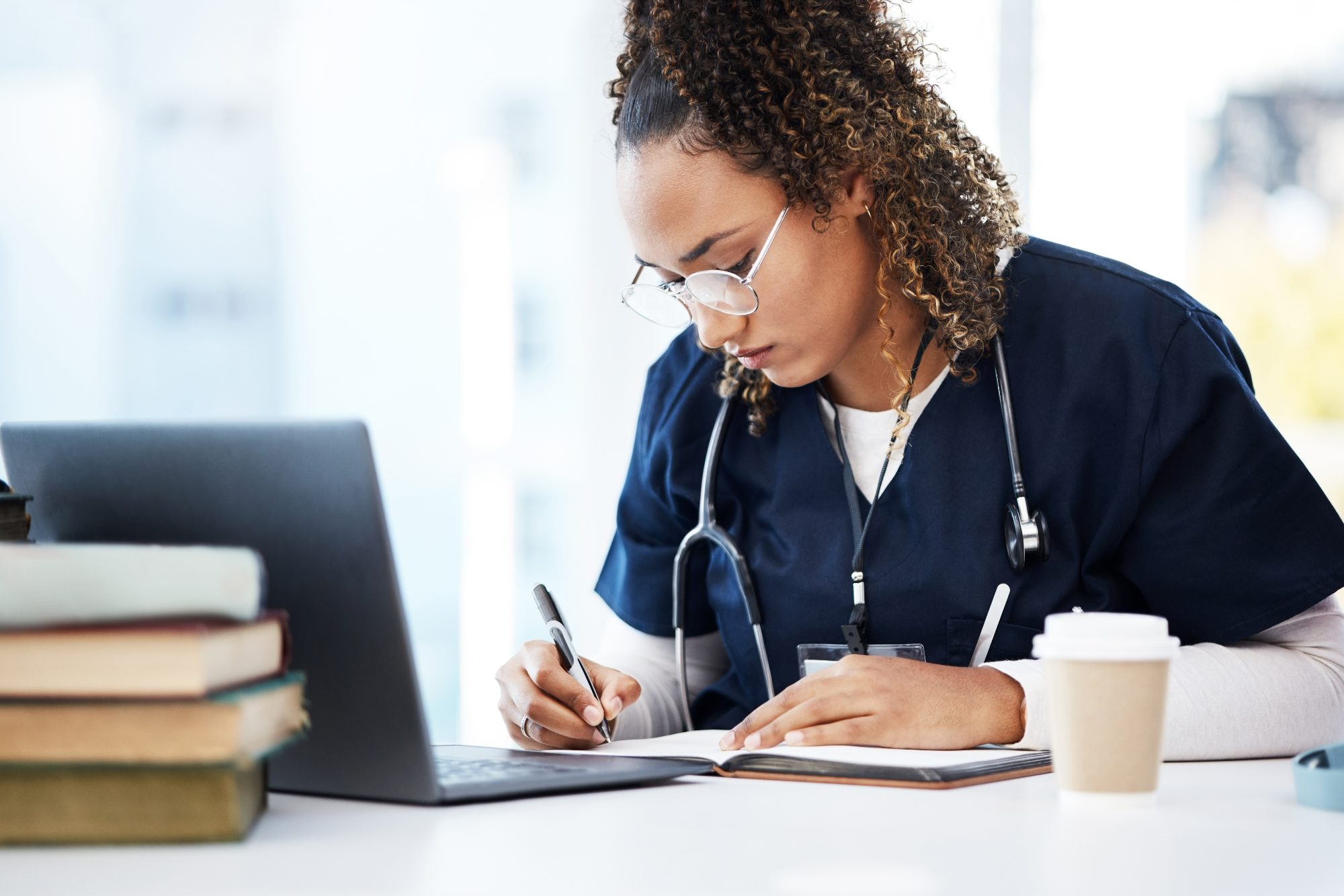LPN vs. CNA Education