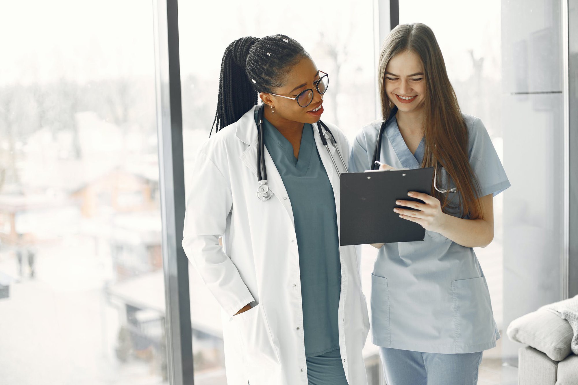 how to become a nurse administrator