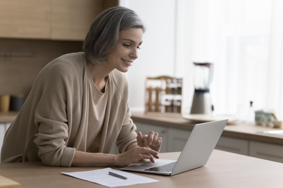 Woman on laptop